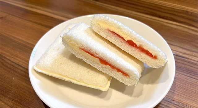 ランチパック(苺ジャム＆マーガリン)