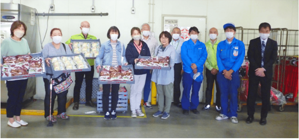 フードバンクに製品を寄贈